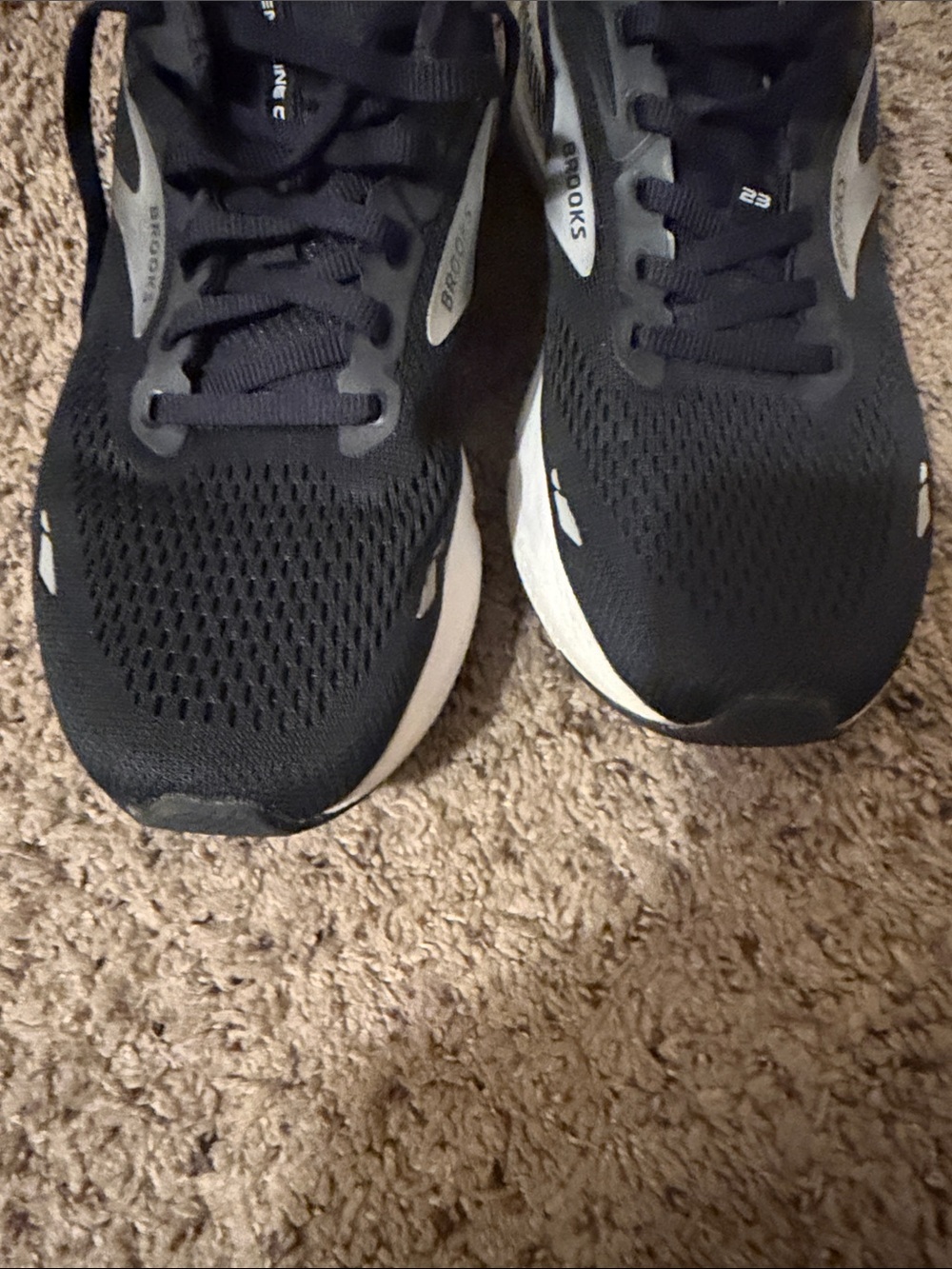 Brooks Adrenaline GTS 23 Women’s Running Shoes - Black and White - Picture 6 of 7